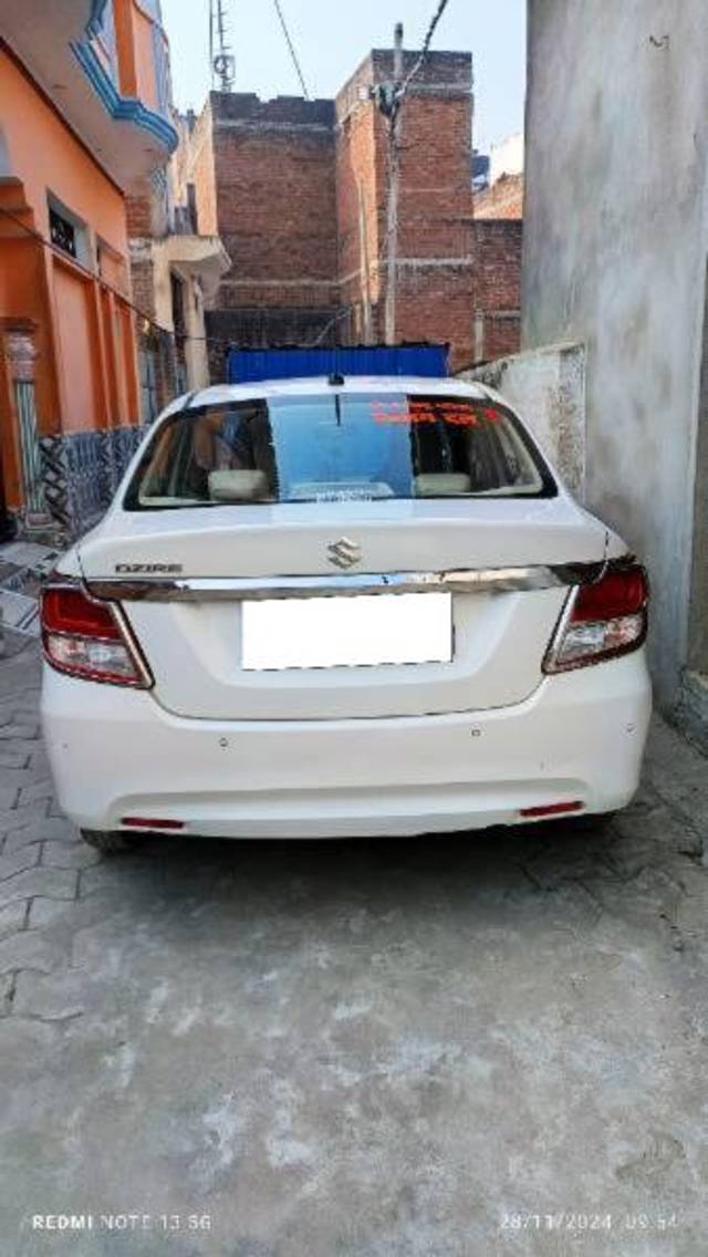 https://images10.gaadi.com/usedcar_image/4621276/original/processed_5724ea16-c644-44e1-9792-c976244f8e28.jpg?imwidth=6401