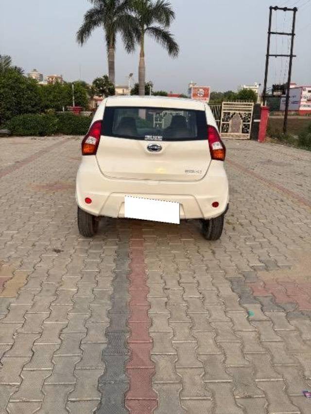 https://images10.gaadi.com/usedcar_image/4621280/original/processed_3a01d43c-7b0b-4690-a655-c92133195db2.jpeg?imwidth=6402