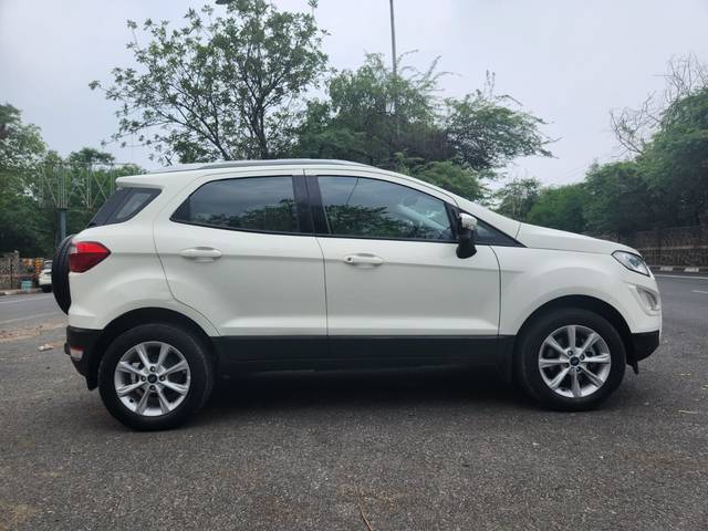 https://images10.gaadi.com/usedcar_image/4621299/original/d02c2cb68f71e19b7e719da567c5a632.jpg?imwidth=6401