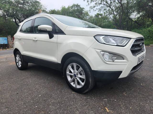https://images10.gaadi.com/usedcar_image/4621299/original/processed_5ecb9137949e65f7a5ea22d60df9c975.jpg?imwidth=6400
