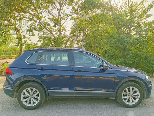 https://images10.gaadi.com/usedcar_image/4621306/original/6513804d64f7db20fbd366f9a775d9c0.jpg?imwidth=6401