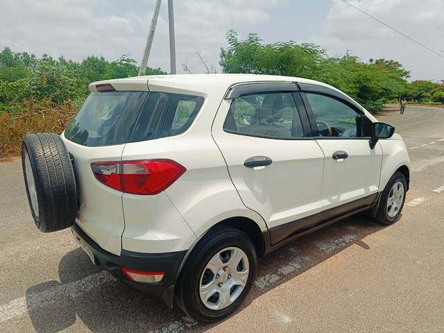 https://images10.gaadi.com/usedcar_image/4621333/original/722721142f068146195c4acc73466e56.jpg?imwidth=6402