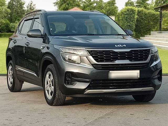 https://images10.gaadi.com/usedcar_image/4621335/original/processed_09840ad2b791667fbe4604d6c5a46f5c.jpg?imwidth=6400