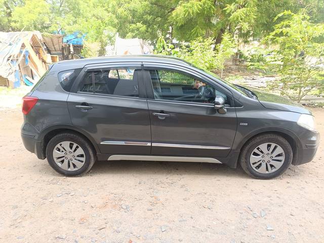 https://images10.gaadi.com/usedcar_image/4621341/original/d2e32b7882bfc988ca12a27d22a1188a.jpg?imwidth=6401