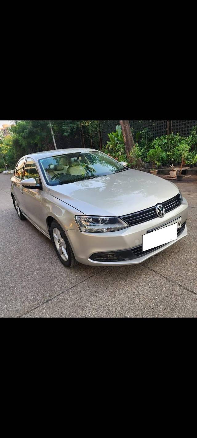 https://images10.gaadi.com/usedcar_image/4621380/original/processed_601b416c-524f-4fab-947b-b95b2bed0ec3.jpg?imwidth=6400