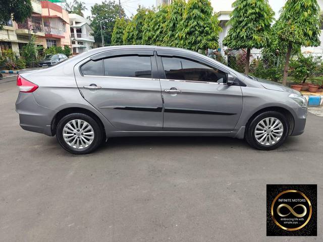 https://images10.gaadi.com/usedcar_image/4621395/original/processed_b7ca12aee8aadec73370fecf20096e6e.jpg?imwidth=6401
