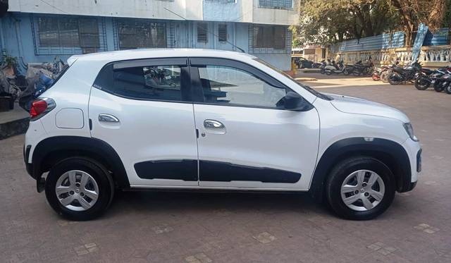 https://images10.gaadi.com/usedcar_image/4621409/original/07f133cf0924143c71da3a88687bff2f.jpeg?imwidth=6401