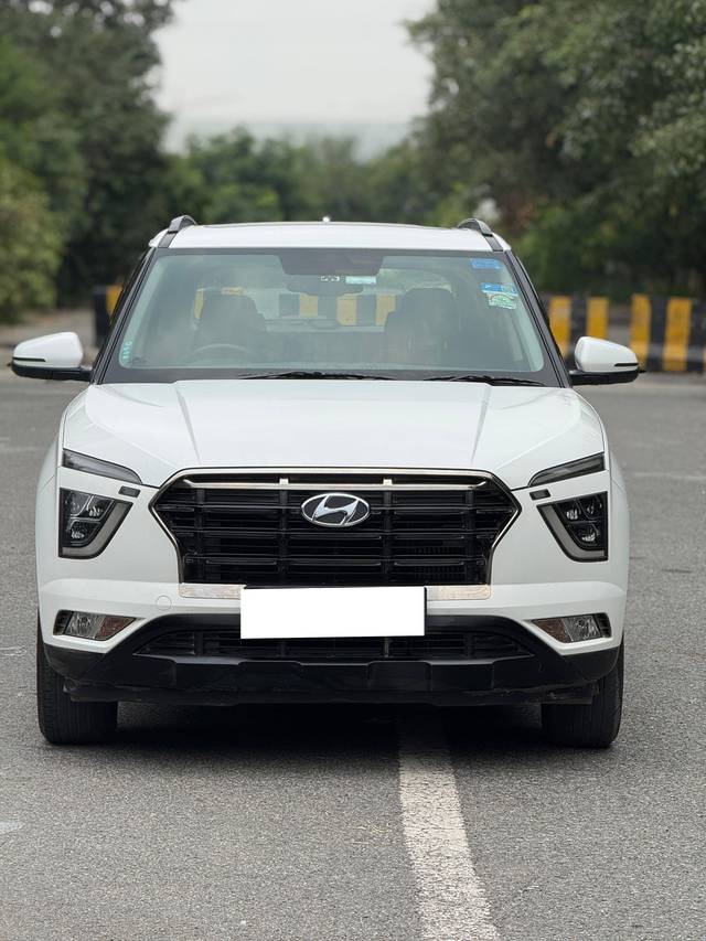 https://images10.gaadi.com/usedcar_image/4621415/original/processed_1ef9ab8b9daca7dcbdfbc5b91c0a3119.jpg?imwidth=6400