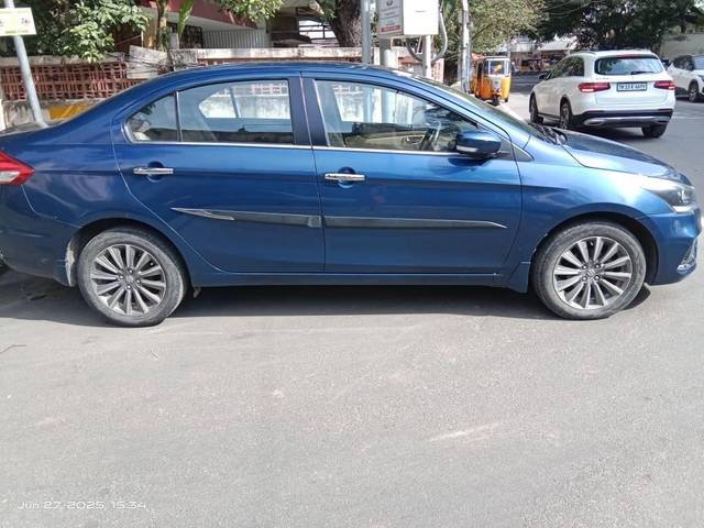 https://images10.gaadi.com/usedcar_image/4621421/original/processed_cbd2468409d0cc621f859815a191ebc1.jpg?imwidth=6401