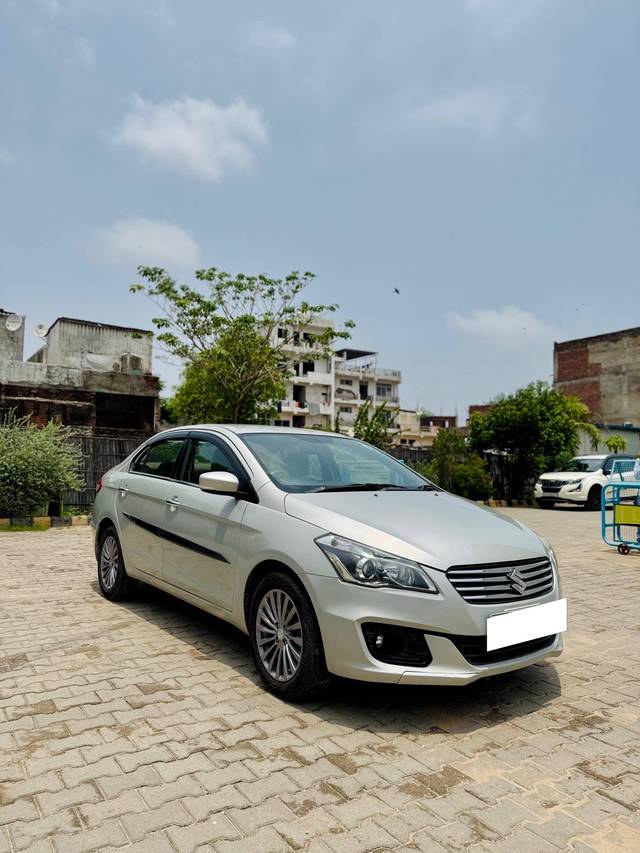 https://images10.gaadi.com/usedcar_image/4621431/original/processed_981e566c-e1c5-4521-9053-d23d2b05648c.jpg?imwidth=6400