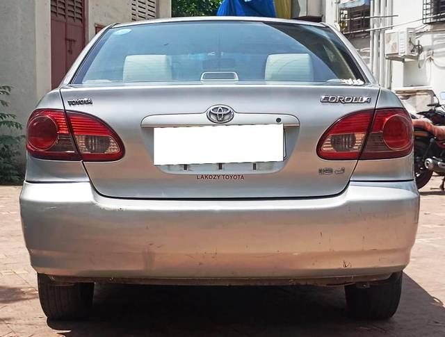 https://images10.gaadi.com/usedcar_image/4621458/original/processed_fa25ce70db6e1990fa009ba2b45f3cd6.jpeg?imwidth=6402
