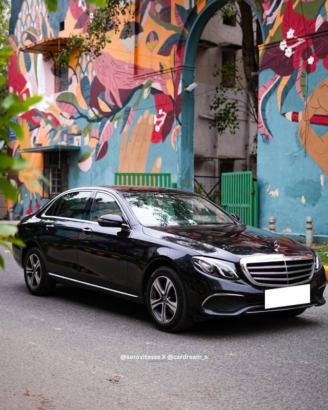https://images10.gaadi.com/usedcar_image/4621461/original/processed_c09cf1c2-79ce-48ff-be86-7a420ffd7d3a.jpg?imwidth=6400