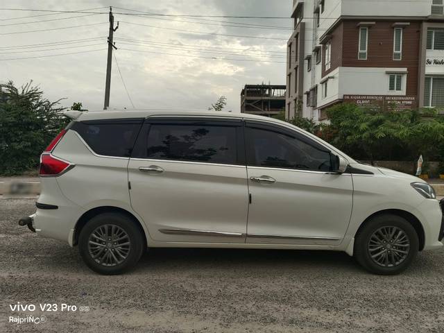 https://images10.gaadi.com/usedcar_image/4621470/original/processed_c5b53d0035b4436e4b516c1321b40305.jpg?imwidth=6401