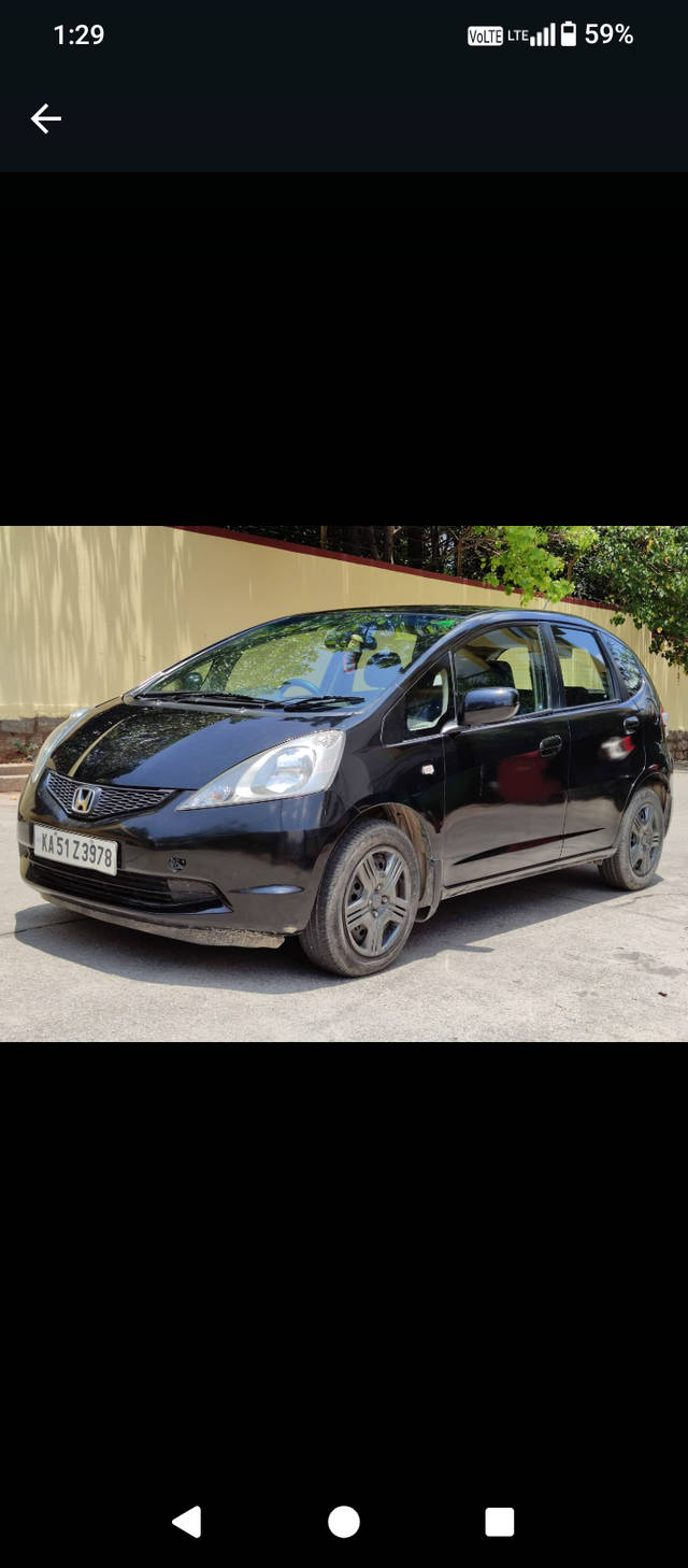 https://images10.gaadi.com/usedcar_image/4621487/original/2ee67a0a712bc70499ec8e4f040369a3.png?imwidth=6401