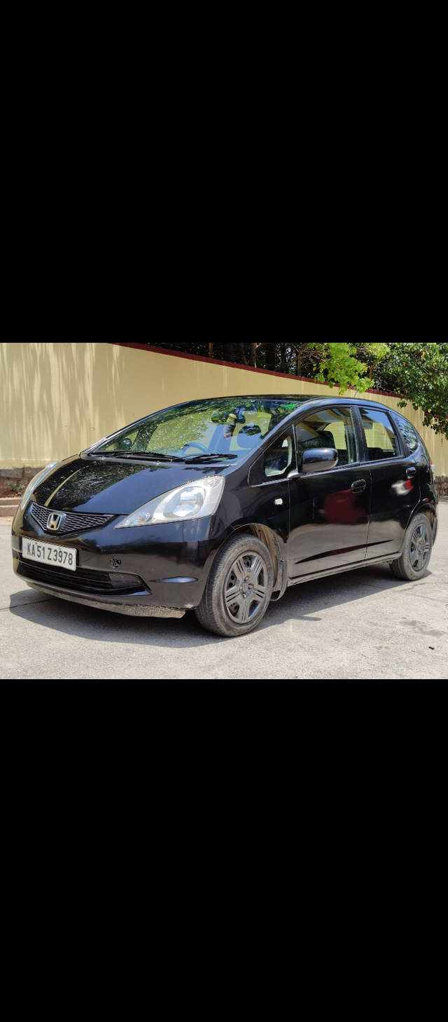 https://images10.gaadi.com/usedcar_image/4621487/original/8ff264d022767b953e7409c6c4ab9156.png?imwidth=6400