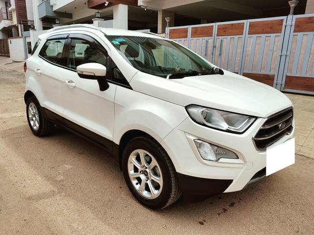 https://images10.gaadi.com/usedcar_image/4621498/original/processed_dab13e3f2a55c01c9e7d99cd7e997d52.jpg?imwidth=6400