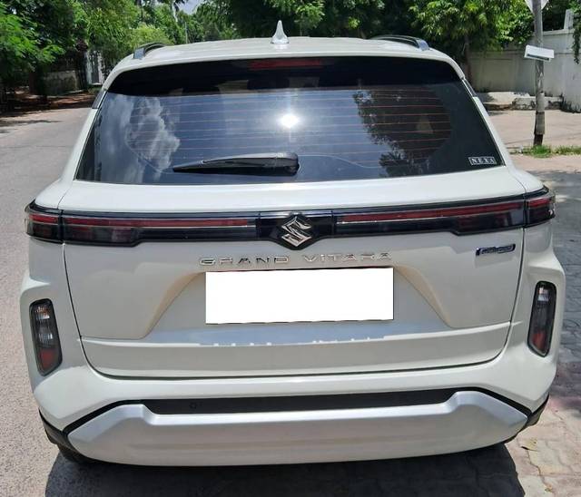 https://images10.gaadi.com/usedcar_image/4621502/original/processed_d5d1b58f9aaf4720b4b5f29e67b4a512.jpg?imwidth=6402
