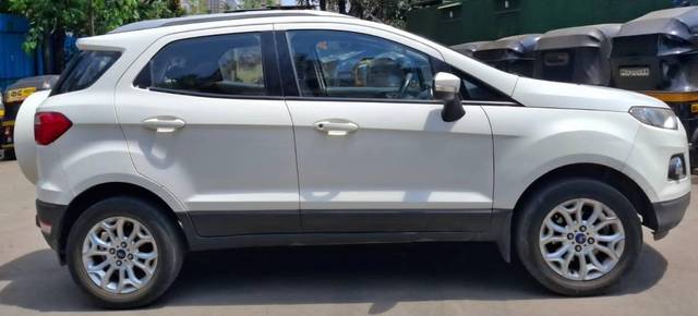 https://images10.gaadi.com/usedcar_image/4621506/original/processed_c061c66dbba47cd7eeb2721ed69e9d2b.jpeg?imwidth=6401