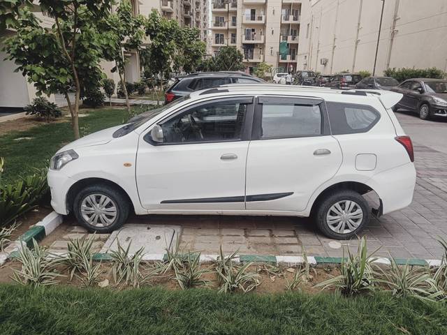 https://images10.gaadi.com/usedcar_image/4621576/original/32524828-e0e1-48b3-ad33-ef55ac28e433.jpg?imwidth=6401