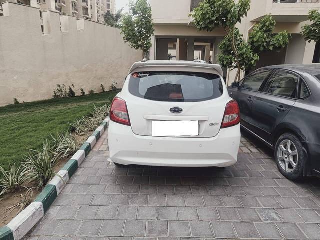 https://images10.gaadi.com/usedcar_image/4621576/original/processed_acb758a0-b01b-40e2-b531-664daf7b223a.jpg?imwidth=6400