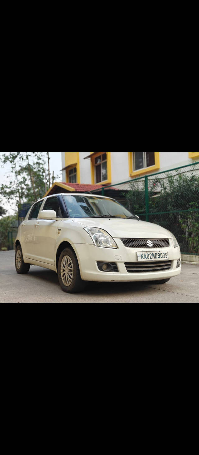 https://images10.gaadi.com/usedcar_image/4621590/original/processed_08289e98ef37172412304401b546eb32.png?imwidth=6402