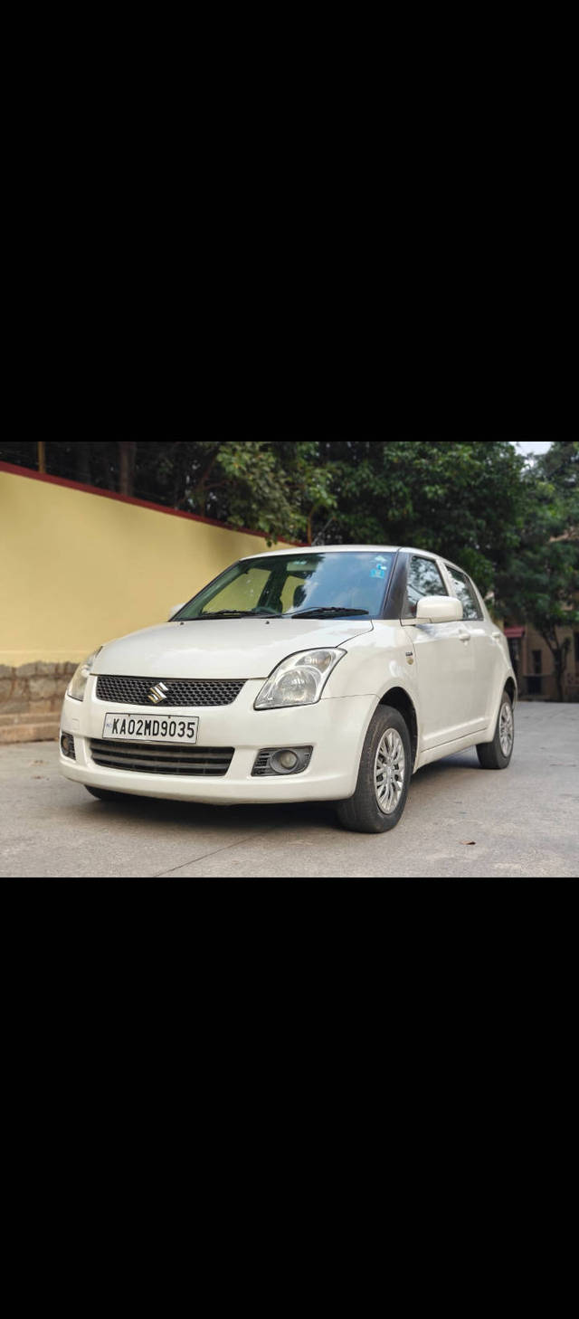 https://images10.gaadi.com/usedcar_image/4621590/original/processed_5d9156c18d9a2d25b293fd38f5facc2d.png?imwidth=6401