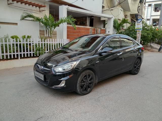 https://images10.gaadi.com/usedcar_image/4621642/original/71b1699d2b63af8f3e4cc05483fdc878.jpg?imwidth=6400