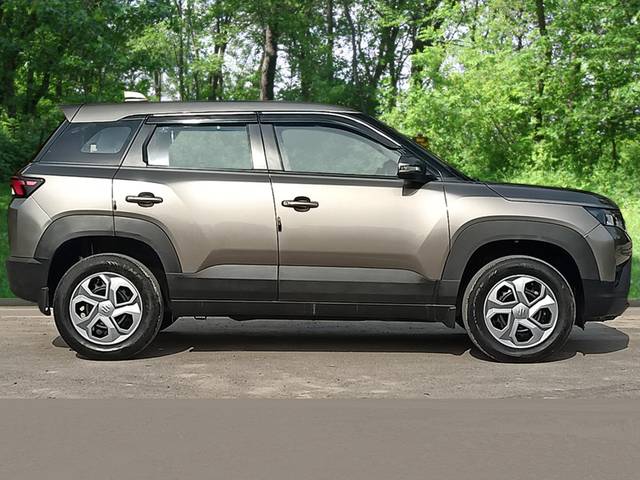 https://images10.gaadi.com/usedcar_image/4621647/original/7ead43456f648112d8a987e53282d03a.jpg?imwidth=6401