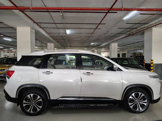 https://images10.gaadi.com/usedcar_image/4621651/original/9ecd9d0584308b81aeceea16b2c13ee5.jpg?imwidth=6401