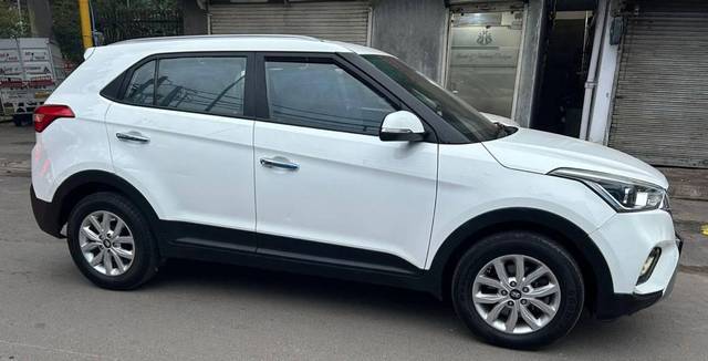 https://images10.gaadi.com/usedcar_image/4621653/original/processed_33a6ce048d5b760cd183812d7be59c1e.jpg?imwidth=6400