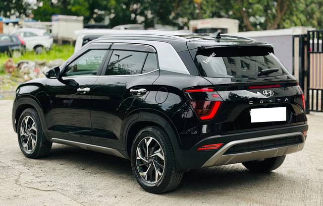 https://images10.gaadi.com/usedcar_image/4621656/original/processed_bf109e2a-9098-445f-8b6d-cda6103c25d6.jpg?imwidth=6402