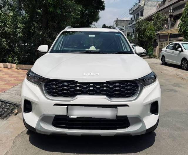 https://images10.gaadi.com/usedcar_image/4621676/original/processed_f66b8e40-ba13-4825-bb6f-3cd8dca42ab9.jpg?imwidth=6400