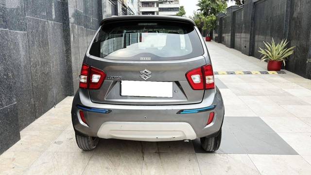 https://images10.gaadi.com/usedcar_image/4621689/original/processed_43be7a351c197b0e6d0bc6415e3b8bb1.jpg?imwidth=6402