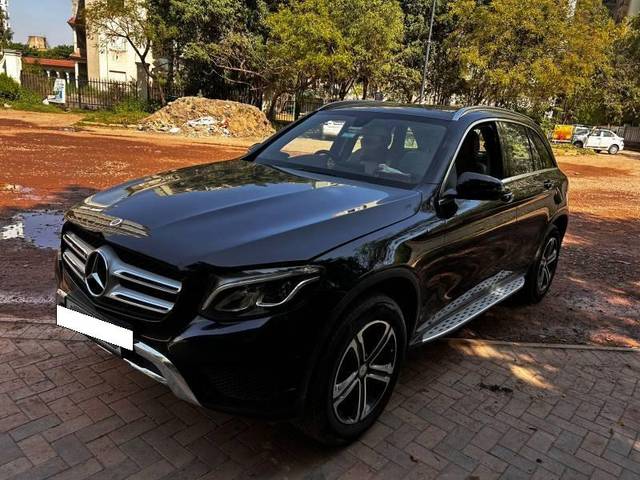 https://images10.gaadi.com/usedcar_image/4621750/original/processed_17019cad-b5d8-4351-8f7f-e1555a395b55.jpeg?imwidth=6400