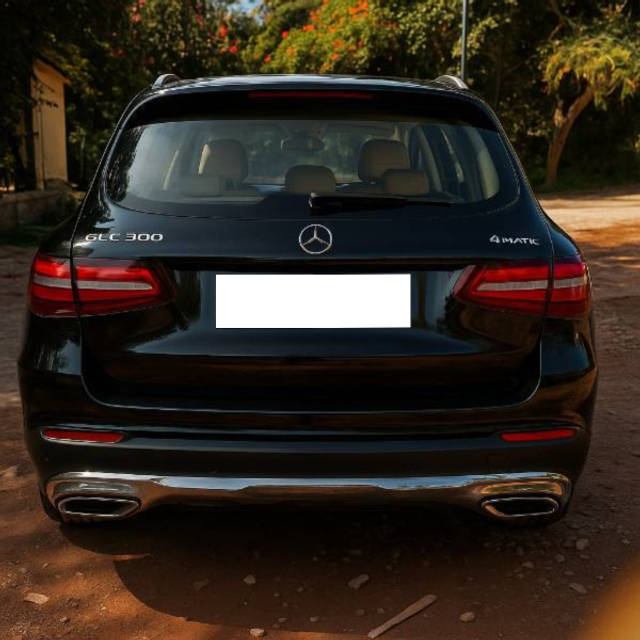 https://images10.gaadi.com/usedcar_image/4621750/original/processed_ff9d1e67-cf8f-45ce-8f5d-94ef384e7abf.png?imwidth=6402