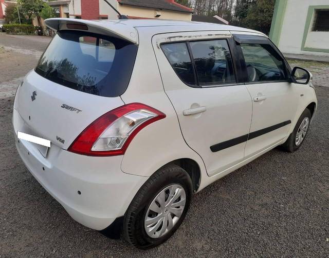 https://images10.gaadi.com/usedcar_image/4621763/original/processed_11d885b270b42a149aa5142ca0504c67.jpeg?imwidth=6402