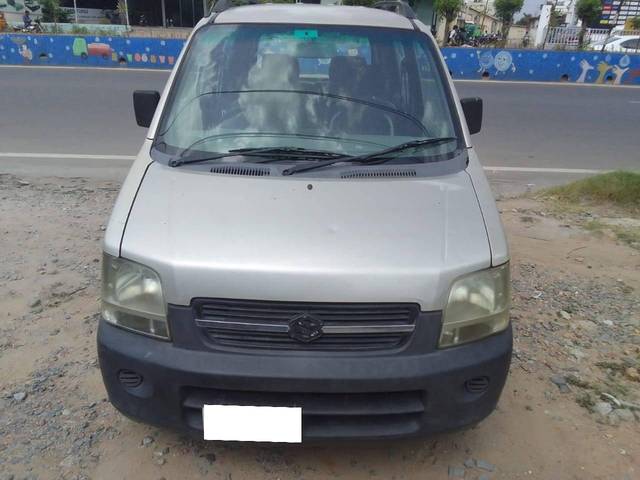 https://images10.gaadi.com/usedcar_image/4621801/original/processed_f8afc9a9836446a04dabc30a37f35fdd.jpg?imwidth=6400