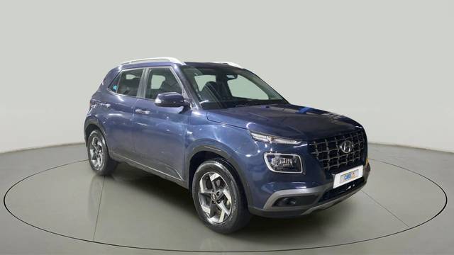 https://images10.gaadi.com/usedcar_image/4621818/original/ee7f3ba1e8ee13fd7cb05244c3a5e1d1.jpg?imwidth=6400