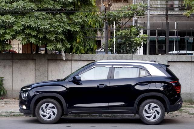 https://images10.gaadi.com/usedcar_image/4621910/original/processed_1d88698e102da68abce53244218d7844.jpg?imwidth=6402