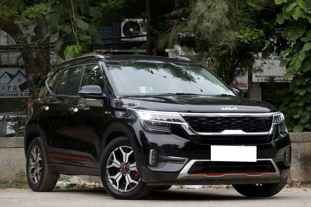 https://images10.gaadi.com/usedcar_image/4621921/original/processed_c820f3305e2869bed9cd515279534521.jpg?imwidth=6400