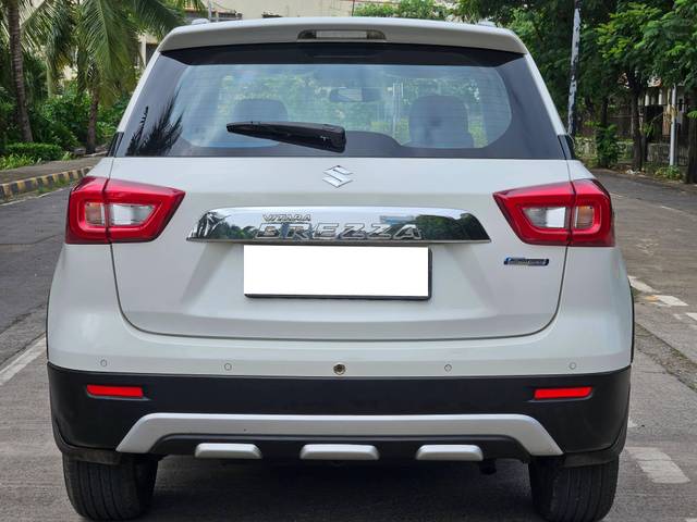 https://images10.gaadi.com/usedcar_image/4621922/original/processed_f5326b7c7e697351f3c922592198ba6c.jpg?imwidth=6402
