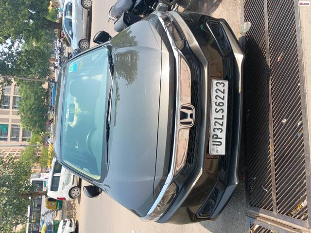 https://images10.gaadi.com/usedcar_image/4621934/original/9c2be94c6a149d966bda6a37863067ed.jpg?imwidth=6400