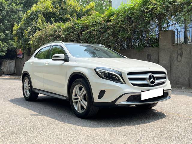 https://images10.gaadi.com/usedcar_image/4621948/original/processed_f27897271b923d96deac42b482ffb41e.jpg?imwidth=6400