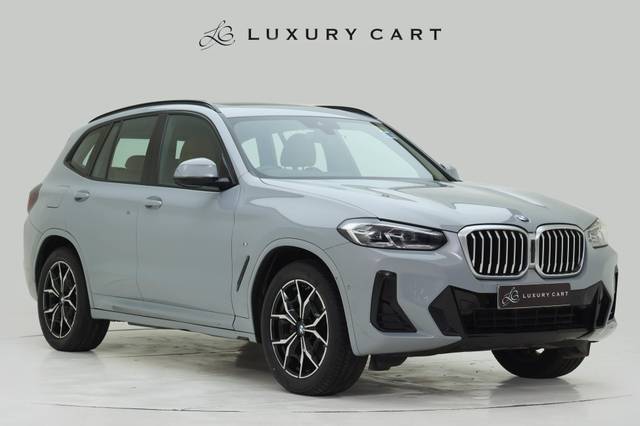https://images10.gaadi.com/usedcar_image/4621950/original/processed_b95e4b1751e8b07e18defe1b24fbb003.jpg?imwidth=6400