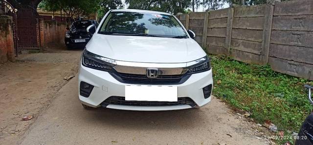 https://images10.gaadi.com/usedcar_image/4621955/original/processed_681f3e9f-1c68-4f31-8b94-e491a5051a4e.jpg?imwidth=6400