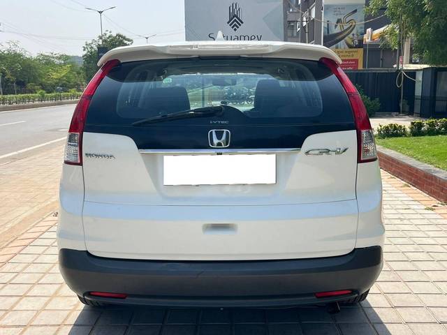 https://images10.gaadi.com/usedcar_image/4621967/original/processed_8157e2eb-58b1-43e7-8efb-777fde767548.jpg?imwidth=6401
