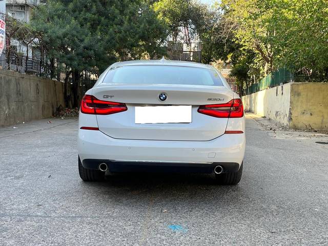 https://images10.gaadi.com/usedcar_image/4621973/original/processed_797f4710e2948a618fb6a724d63be1a9.jpg?imwidth=6401