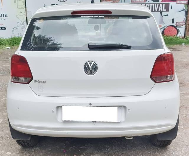 https://images10.gaadi.com/usedcar_image/4621990/original/processed_3e162bafdf449ad0cd7ee27b2eba8252.jpeg?imwidth=6402