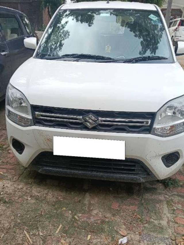 https://images10.gaadi.com/usedcar_image/4622025/original/processed_831a1cae-639a-4cb1-a60d-ff7aaaf3a865.jpg?imwidth=6401