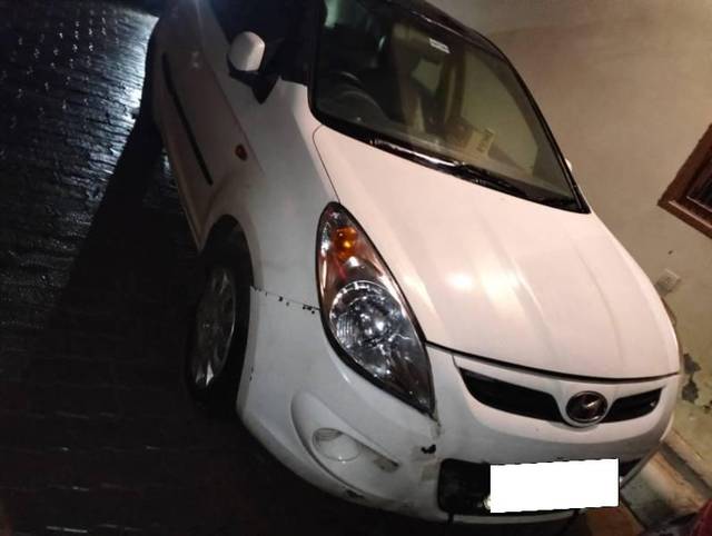 https://images10.gaadi.com/usedcar_image/4622029/original/processed_32fac38f-76a4-4cc2-a54b-f20c8439c4fc.jpg?imwidth=6401